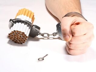 Είναι αρκετά δύσκολο να κόψετε το κάπνισμα λόγω της έντονης εξάρτησης. 